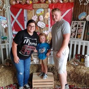 Meet your Posher, Devin